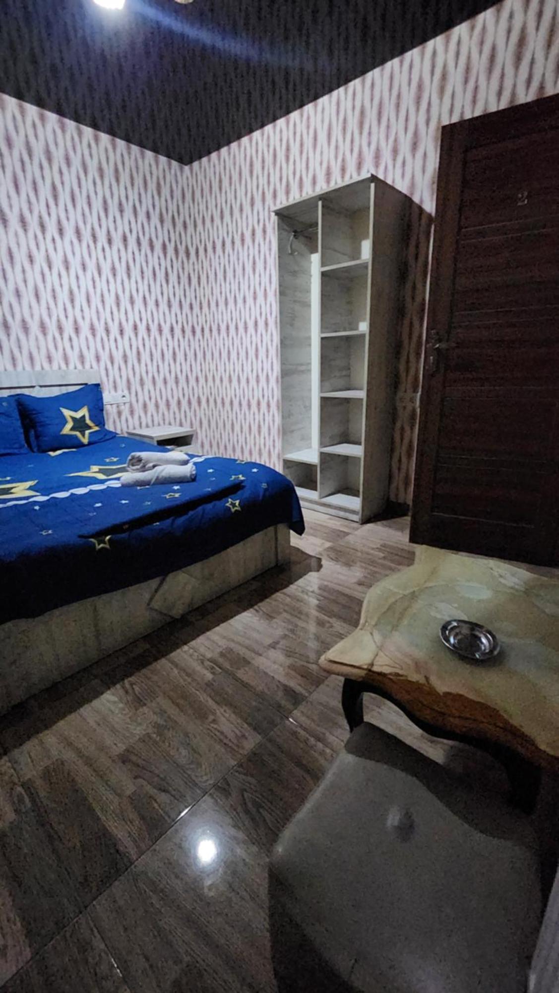 Hotel ,,Mega" Tbilisi Eksteriør bilde