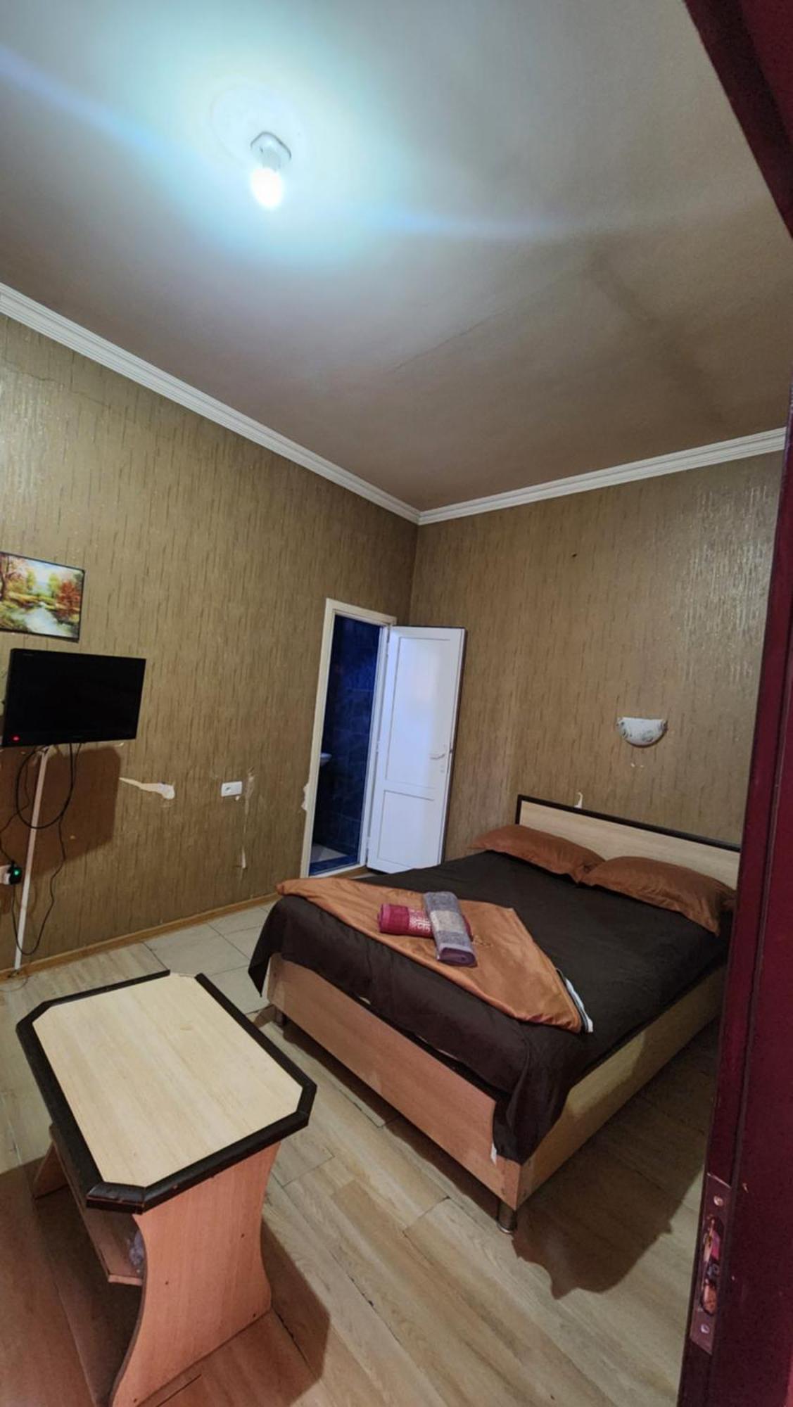 Hotel ,,Mega" Tbilisi Eksteriør bilde