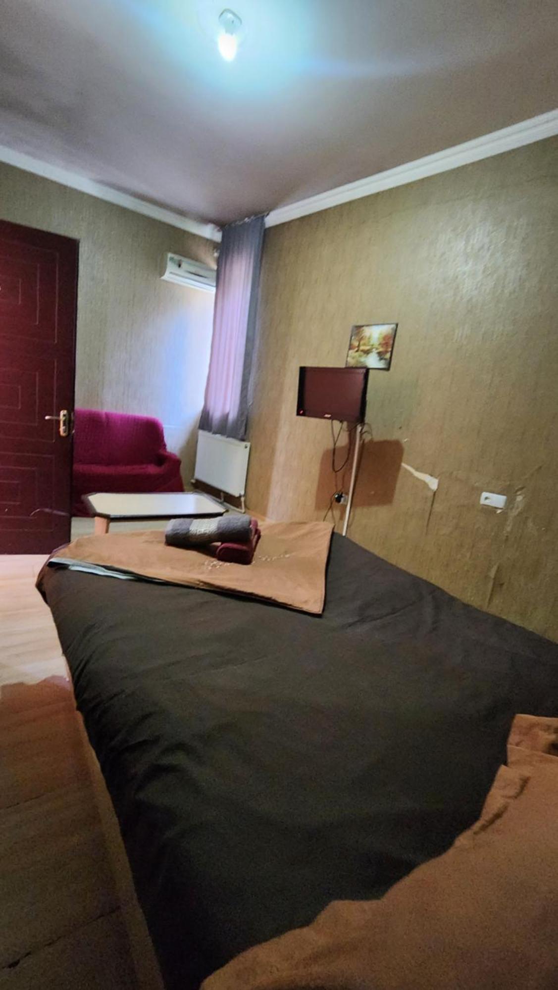 Hotel ,,Mega" Tbilisi Eksteriør bilde