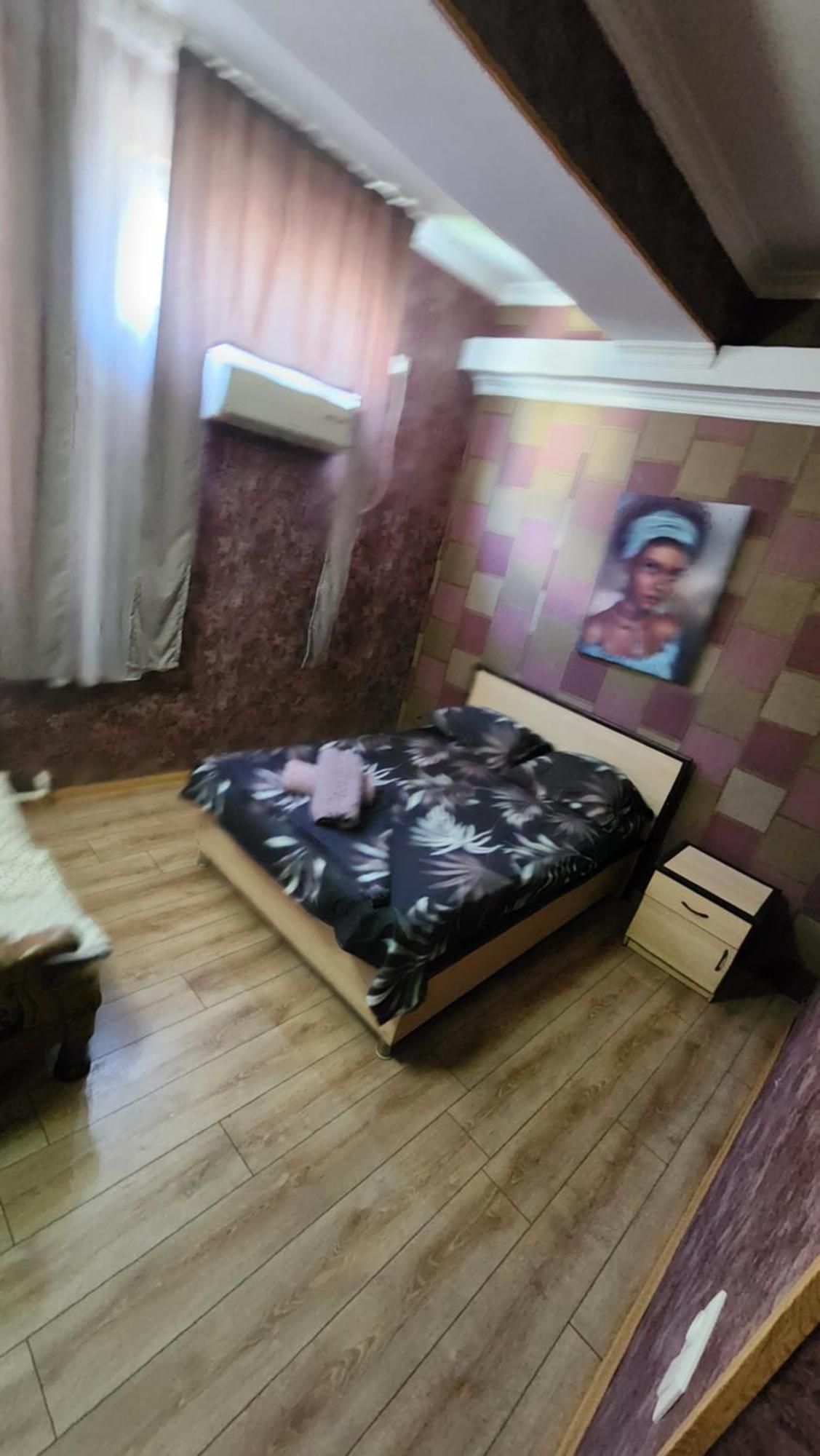 Hotel ,,Mega" Tbilisi Eksteriør bilde