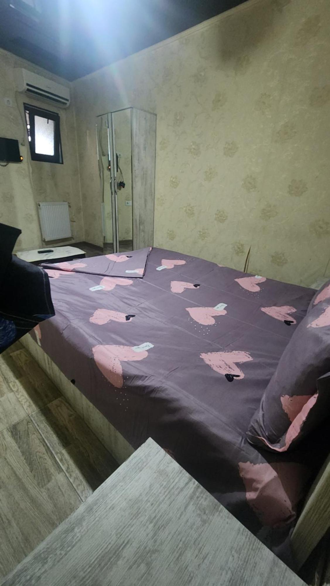 Hotel ,,Mega" Tbilisi Eksteriør bilde