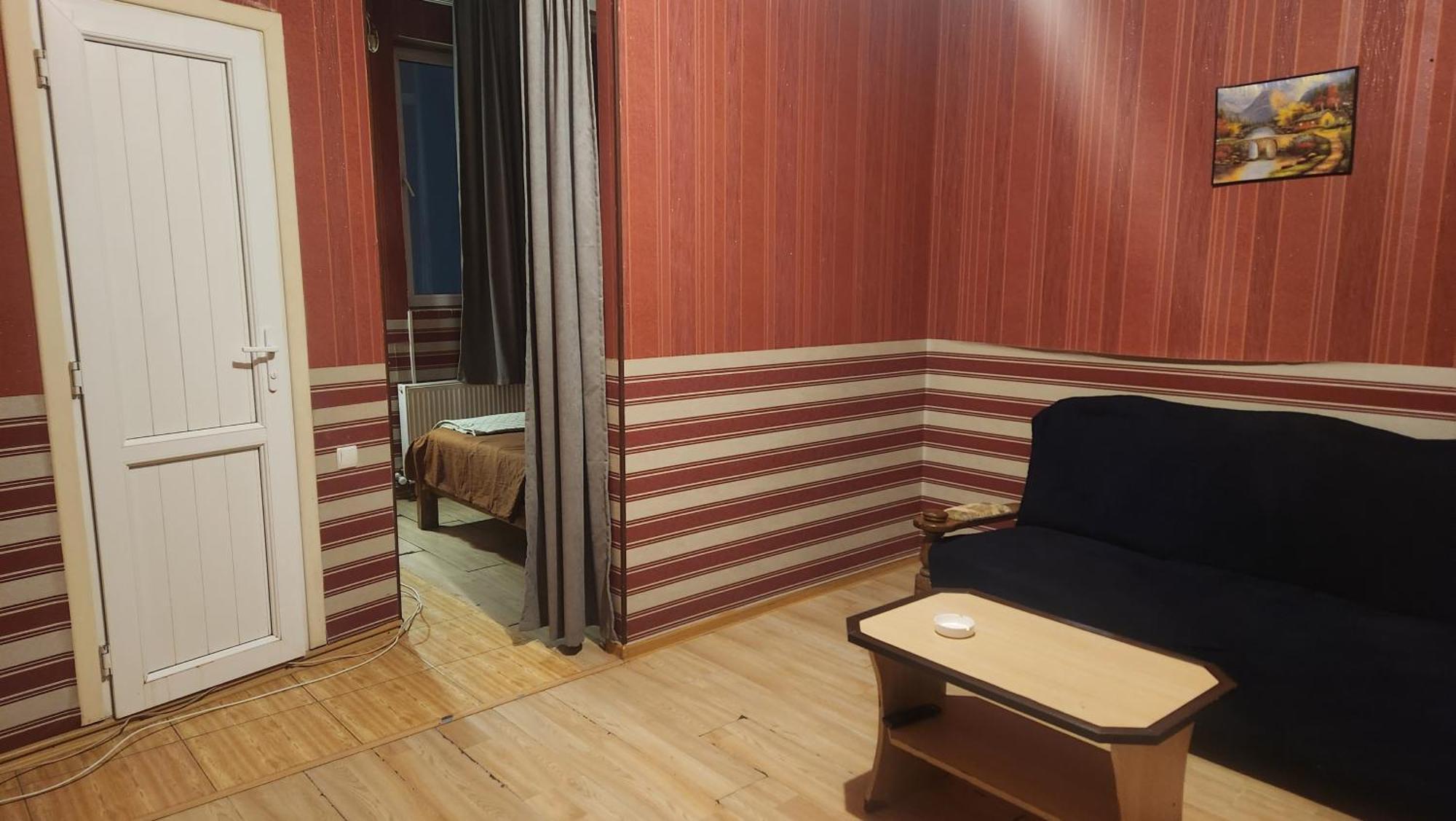 Hotel ,,Mega" Tbilisi Eksteriør bilde