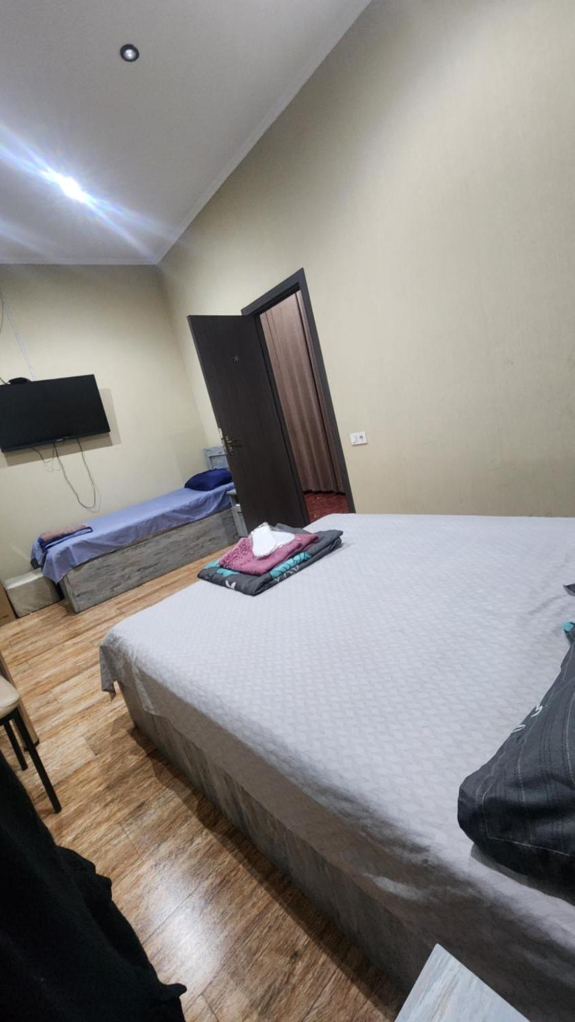 Hotel ,,Mega" Tbilisi Eksteriør bilde
